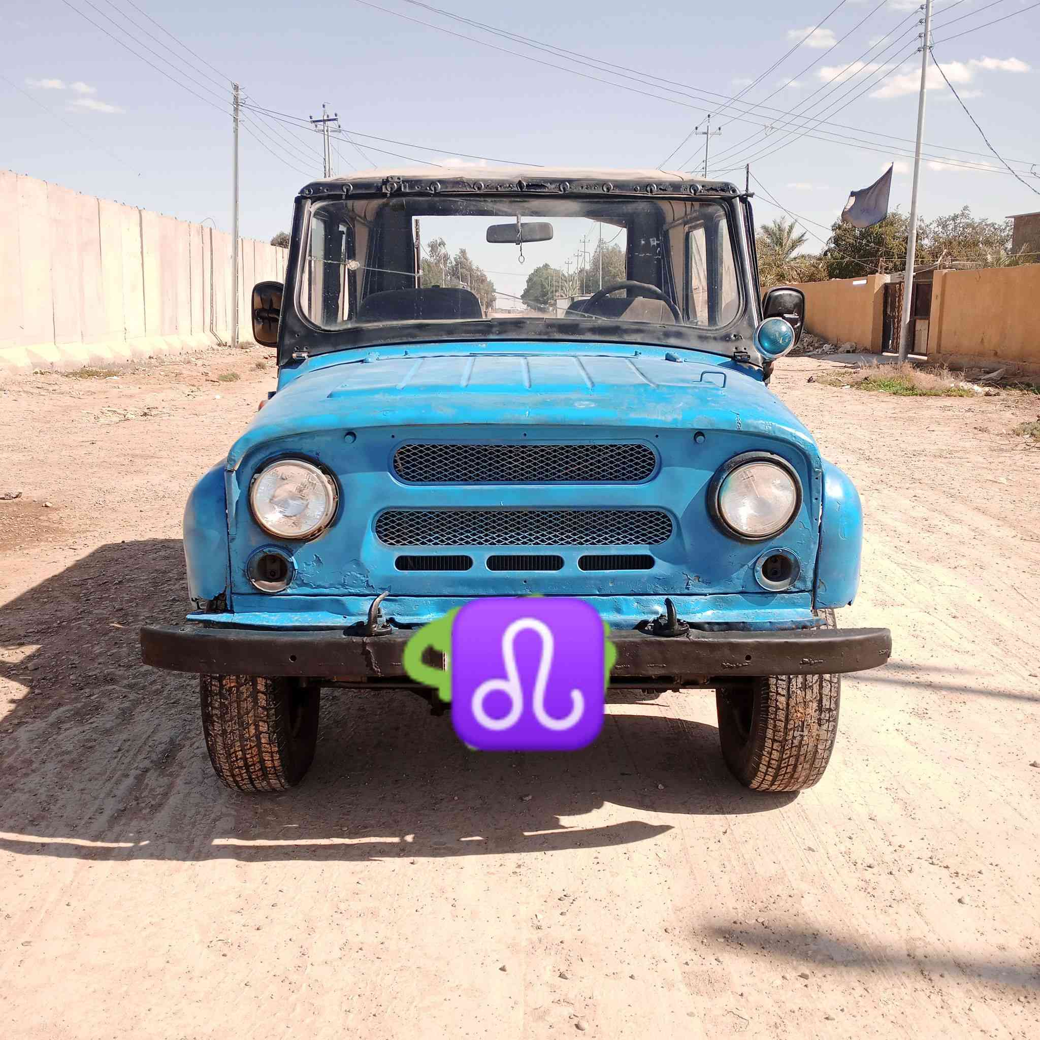 سلام عليكم سياره للبيع 88مكينه وكير عادي وشاصي اكسل الخلفي روسي نضاف كلش سياره مال شغل 
مكاني بغداد *********** الشراي ينتصل
