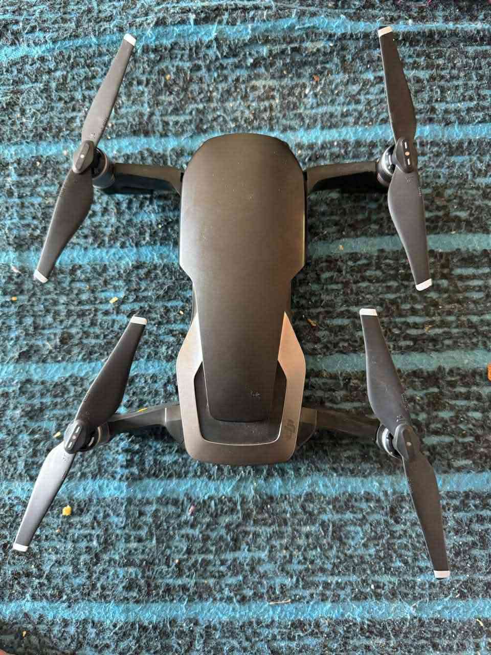 درون مافيك اير للبيع
رتفاع 500m

مدى 8 كيلو 

حساس رباعه 

كامره 4k


**إذا كنت صاحب هذا الإعلان وتريد حذفه لأي سبب، رجاءا أرسل رسالة إلى الدعم الفني**