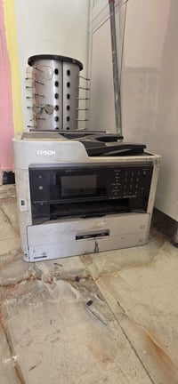 طابعه ابسون 5790 فحم للبيع  07705856926