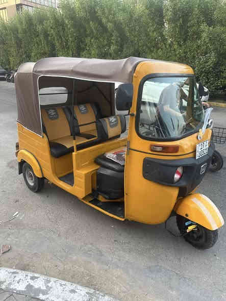 تكتك موديل١٩ بشهر١٢ رقم وسنويه باسمي احولك ثاني يوم تكتك ماناقصه اي شيء بيه مكينه مال عشرين مصبوغه عام للجماليه السعر ٥٦٠٠ وبيه مجال   *********** مكاني كربلاء
