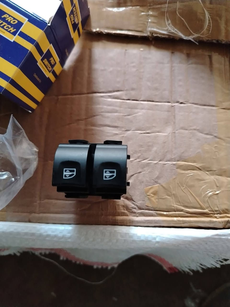 ادوات احتياطية رينو ((سمبل ولودجي ولوكان)) وغلاف دشبول ((داستر وسمبل ولودجي))ومطريات ((لودجي وسمبل وداستر)).. وراديتر تبريد وماء وكل المود الاحتياطية مواد اصلية وع الضمان  توصيل موجود لكل المحافظات ***********
