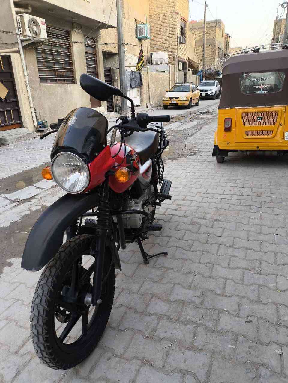 سلام عليكم بوكسر 2023 مرقم وكفاله عامة مكاني بغداد الحرية سعر 2300للتواصل ***********
