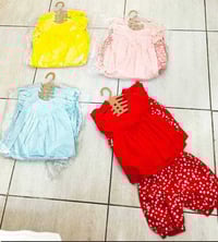 ملابس أطفال • ٩-٢٤ شهر • ٣٠٠ قطعة