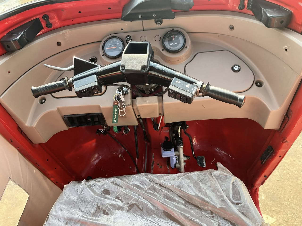 تـكتك 2018 شهر 12 رقم وسنوية تحويل ثاني يوم للبيع دوسات معمرة لغود بلادية تخم تايرات جديدة فول موصفات

السعر : 5،350 وبيها مجال بسيط للشراي 
للتواصل : ‭0770 577 3687‬ ✅
