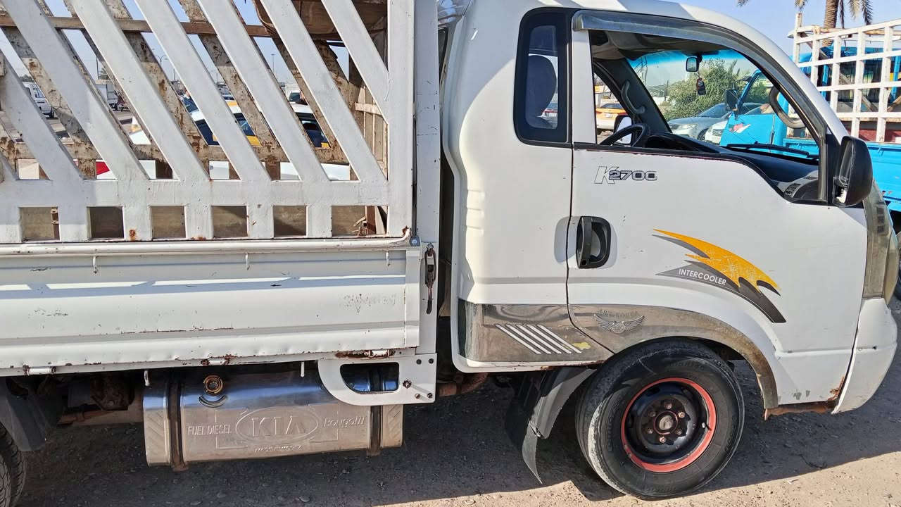 السلام عليكم
كيا حمل 2700 بأسمي سنويه ساقطه  
متجايه ...بيها خياسات بالهلالات
نقصها صدر ...كير مكينه شاصي مكفول
السعر 84
بغداد ....شهداء السيديه ***********
