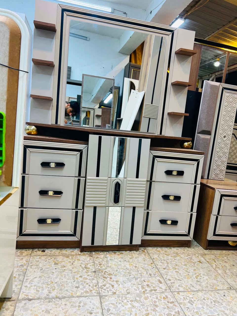 حجز واتساب ***********
