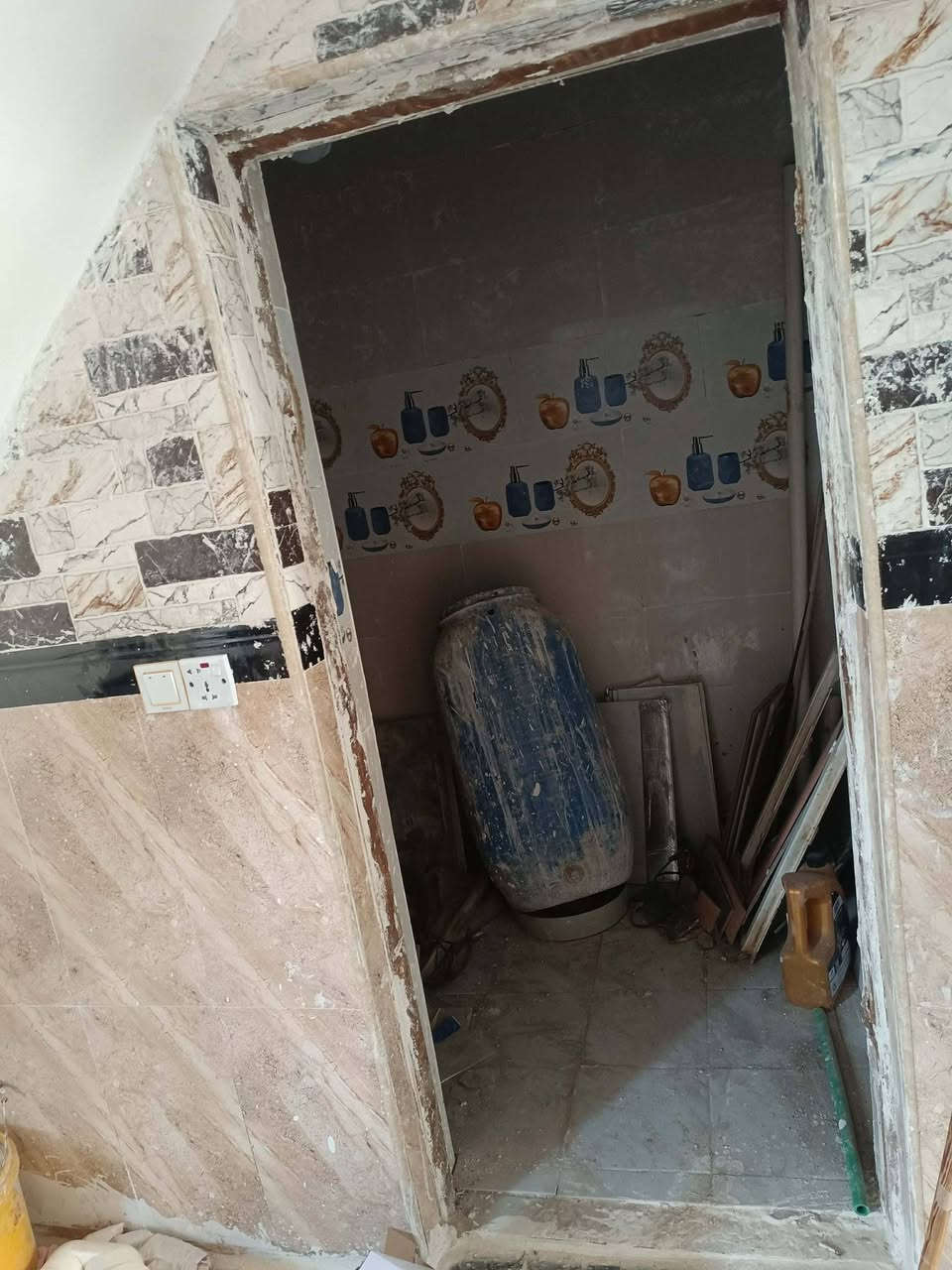 السلام عليكم بيت بلبراكيه لليجار غرف وصاله ومطبخ وستقبال مساح البيت 100يجار 250مقابيل جوهرت العرب مطلوب عالئ زغير لن بيت جديد البيت مباشر


**إذا كنت صاحب هذا الإعلان وتريد حذفه لأي سبب، رجاءا أرسل رسالة إلى الدعم الفني**