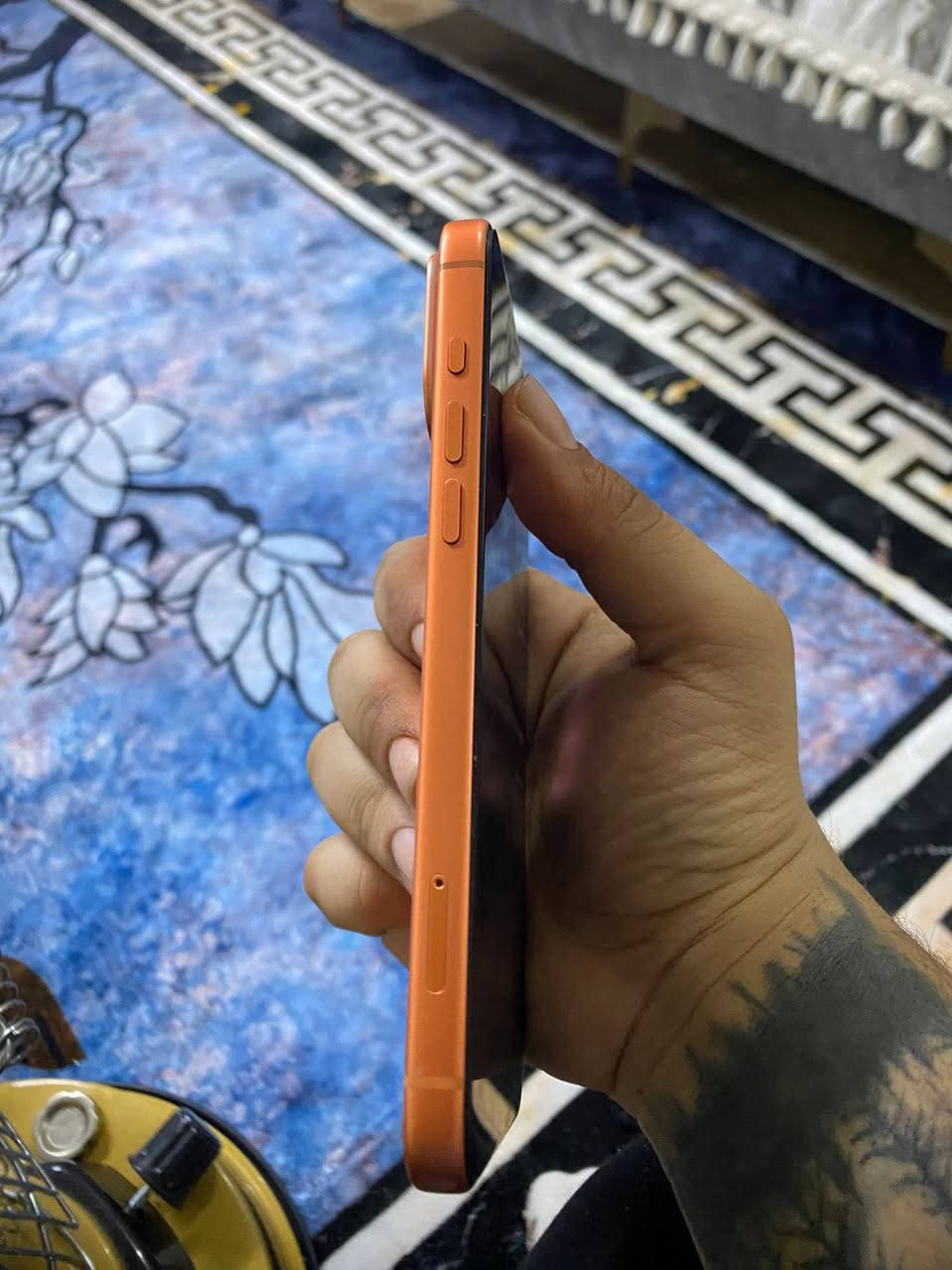 سلام عليكم 17 برو ماكس بطاريه 100 كارتون وغراض كامله نسخه الشريحه
كيبل موجود وكامل وهاي صور جهاز السعر 1750

***********
