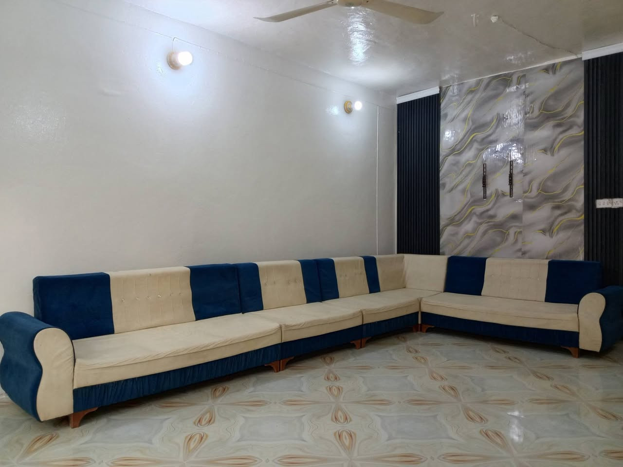 السلام عليكم 
تخم للبيت 11مقعد السعر 250


**إذا كنت صاحب هذا الإعلان وتريد حذفه لأي سبب، رجاءا أرسل رسالة إلى الدعم الفني**