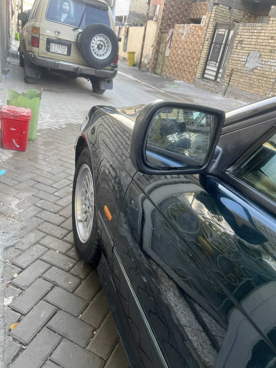 ((BWM))
صقر موديل 2000 اصل لون زيتوني رقم اربيل بسمي سنوية هزة جديدة سيارة تحويل ثاني يوم مصبوغة عام جمالية فقط السيارة جديدة بمعنى الكلمة واحلى من الصور الغرفة مالتها بحالة الوكالة تخم تاير تخم ويل جدد صدر خلفي امامي جديد متصرف عليها ربع دينار بس عندك الجامة الامامية بيها فطر يرادلها تبديل او تبقيها عادي السونار موجود بل منشور قبل لا تنصبغ 
السيارة كلش حلوة ومستعجل ع بيعتها حيل وشرط ابيع جوة السوك واتحداكم جيبون مثل هيج نضافة بهيج سعر 
السعر 93 وبيها مجال للشراي 
العنوان بغداد 
رقم التليفون :***********
