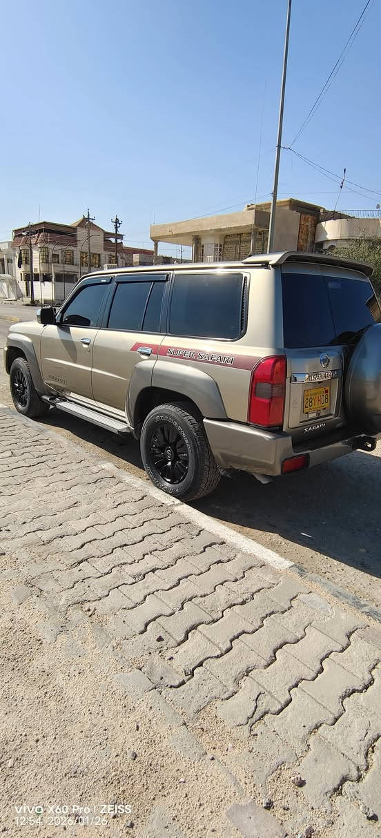 نيسان باترول سوبر سافاري 2019

فتك4800

السعر350

للتواصل: ***********
