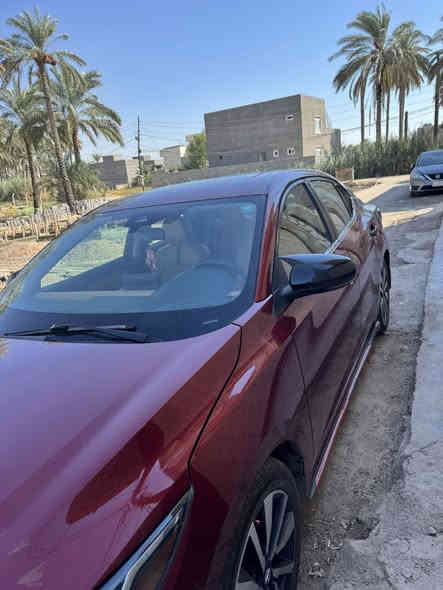 نيسان سنترا SV بلاس 2020
الموصفات 
داخل لونين كشنات بقلاوة 
شاشة اعطال
تحكم استيرن كامل 
فتحة سقف 
تحديد مسار 
مثبت سرعة 
مساعد قيادة 
شاشة تدعم الكار بلاي 
3انضمة قيادة 
منضومة زنون 
رادارات كاملة 
حساسات كاملة 
منضومة لد افضل شي وكالة انارة داخلية مع الايعازات التحذيرية بل داخل 
سنوية رقم دولي جديد 
حادثهة بسيط اصبعين بداية البنيد واصبعين بخشم الجاملغ مكفولة كفالة بعد اي شي بعد موضح بل صورة والسونار 
محرك السيارة 2000 كير svt
مبدل هن الكير وخاص مال وكالة 
سونار كامل مفصل +تخم تاير جديد 

السعر160 مجال بسيط 
***********
