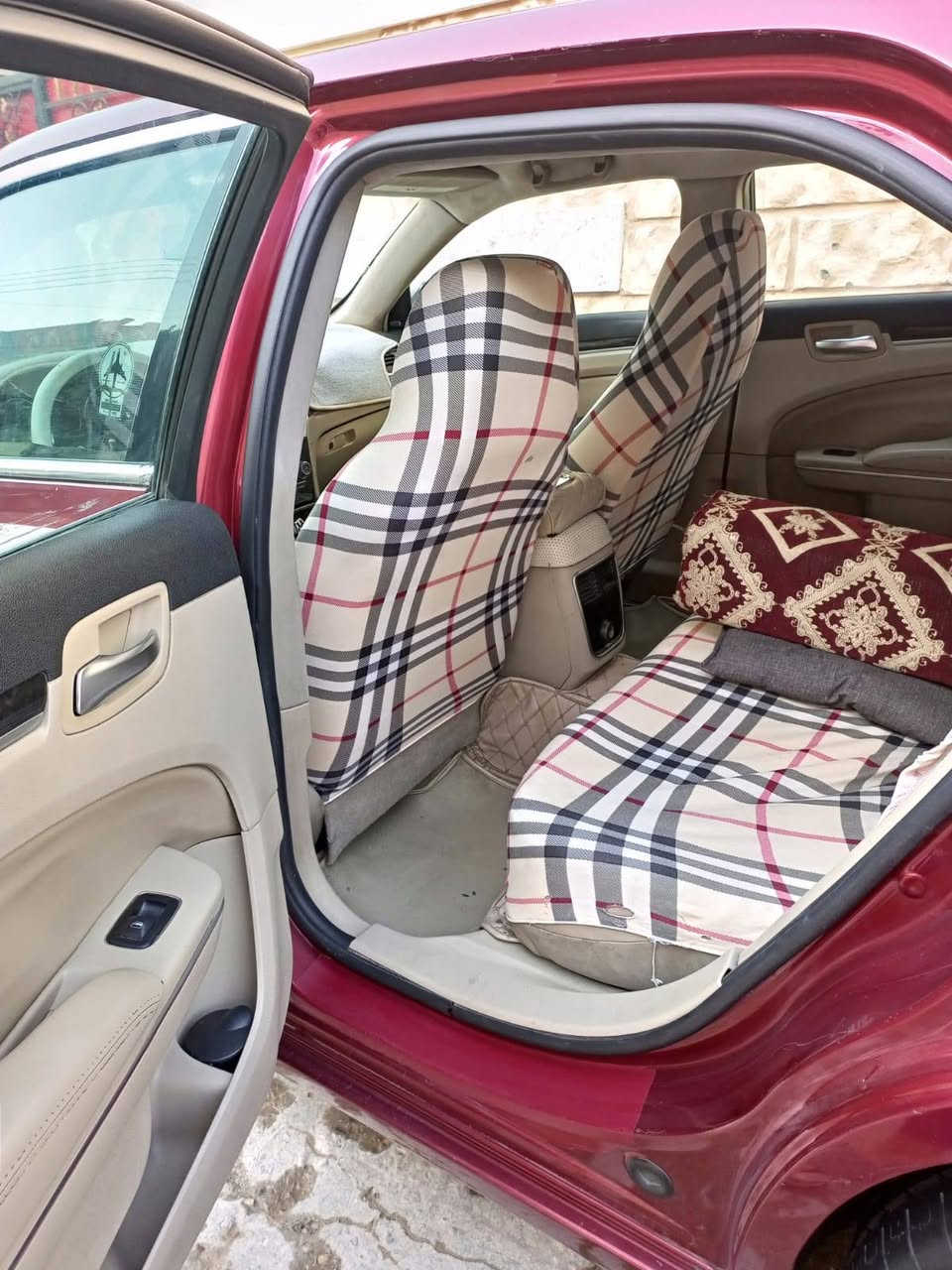 سلام عليكم اوبامه كرزيه جاهزه كبل الشارع تخم تايرات حداديه ومكينه وكير وتبريد واكسن مكفولات غرفتهه علسي مطعم ابسود بيهه تبديل جاملغ الخلفي ايسر و 3بيابن مبدلات اثر خياس فقط معمراا موجود مقطع من بدلتهه رقم بغداد تحويل ثاني يوم مكان البصره ابو الخصيب ***********
