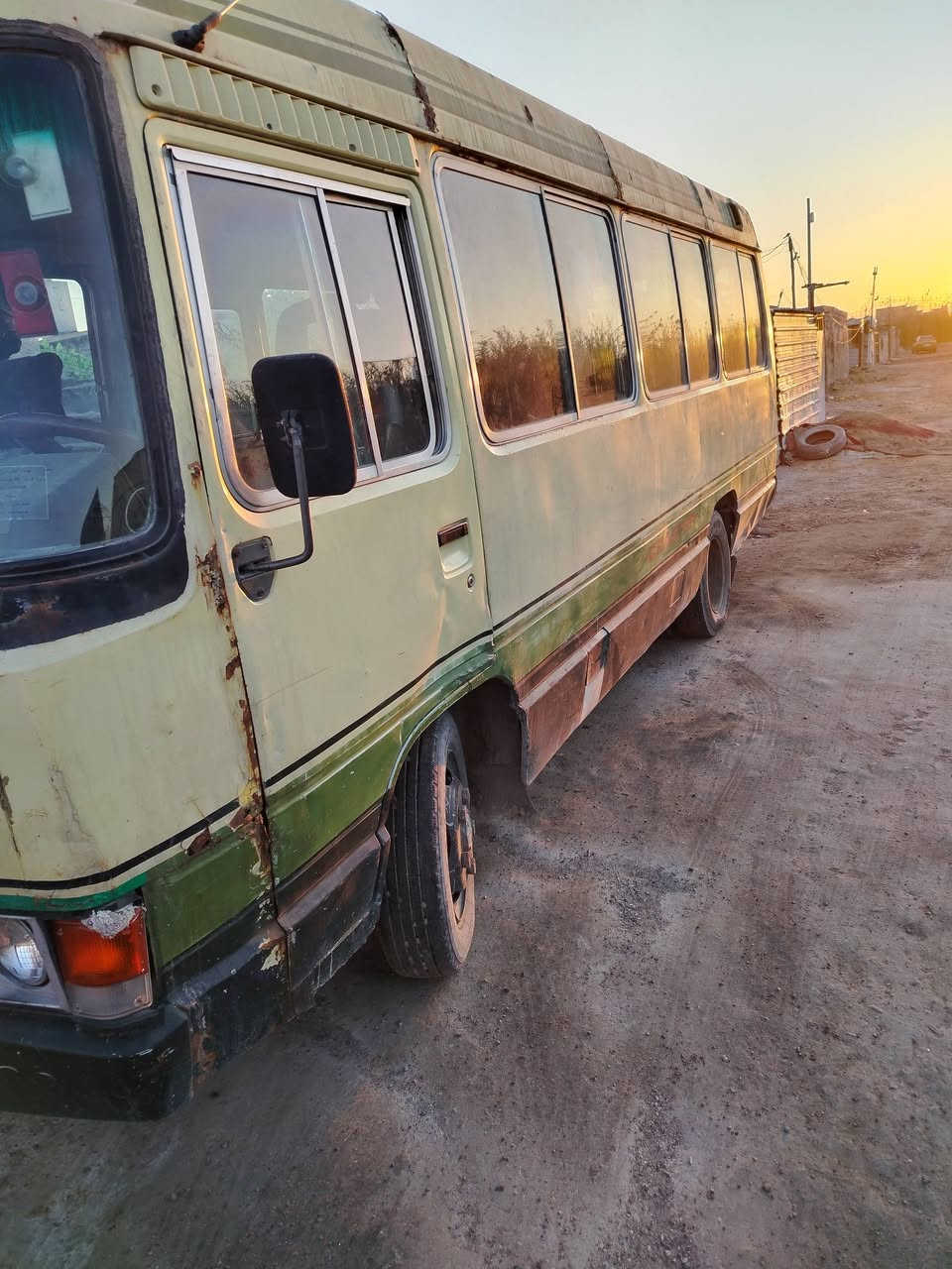 سلام عليكم 
كوستر جاهزه للبيع //مديل93// 
***********
