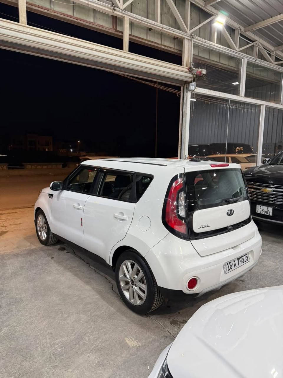 السلام عليكم متابعينا🌺🌺
يتوفر كيا صول 

موديل 2019 امريكي 

عداد المسافة 90 الف كم 

السياره جاهزة من كلشي 

السيارة بها ملاحضات بسيطه وموضحة في السونار 

السعر100 ورقه وبي مجال بسيط 

***********
