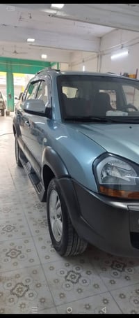 سياره توسان سعر ممتاز للاستفسار اتصل علا رقم 07711318106