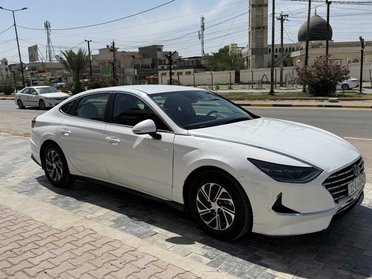 سوناتا 2023 للبيع
سوناتا هايبرد فئة بلو 2023 بيع فقط بدون مراوس

• وارد امريكي صور الحادث بالمنشور بدون صبغ بارد بيها فقط 
عداد مسافة 39 كم

اتصال ***********
السعر 172 $

• محرك 2000 هايبرد

• 4 وضعيات قيادة 

•  بصمة  (أبواب، تشغيل، جنطة).

•  التشغيل عن بعد.

• رادار أمامي ورادار جانبي (نقاط عمياء).

. تنبيه الخروج عن المسار 

• نظام التوقف الذاتي ونظام تحديد المسار.

• شفتات تحكم بالسرعة خلف المقود (ستيرن).

• لايت زنون (عالي وناصي) بنظام 4 عدسات.
• نظام أوتو هولد (Auto Hold) وسايد بريك إلكتروني (دكمة). واوتوماتيكي عند توقف في منحدرات

• شاشة كبيرة مع كاميرا خلفية 

• نظام تكييف قطعتين مع تحكم منفصل.

• صندوق ذكي يفتح تلقائياً عند الاقتراب من السيارة.

• إشارات بالمرايا الجانبية وويل كب بلادي.

• سياقة ذاتية عند طرق مخططة 

•تنبيه عند فتح باب واقتراب سيارة 

وبعد بيه مواصفات هواي

حالة البدي والضرر: بدون ايرباك

المكان:

بغداد - الغزالية

