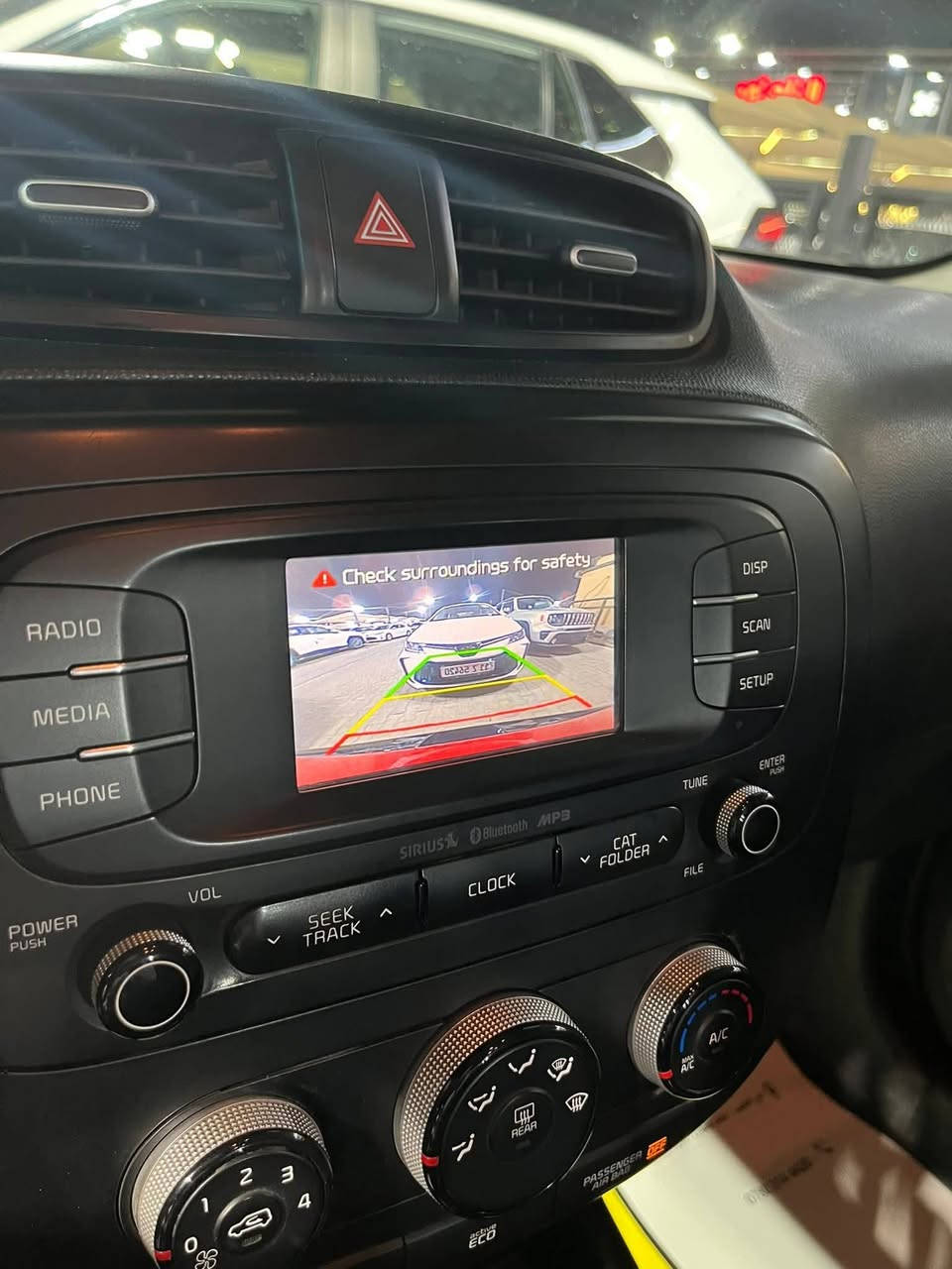 كيا صول ٢٠١٦
مكينه ٢٠٠٠ 

بغداد باسمي

السعر ١٠٤
*********** كربلاء
 جماعه ٩٠ لاتتصل وتخجل نفسك
