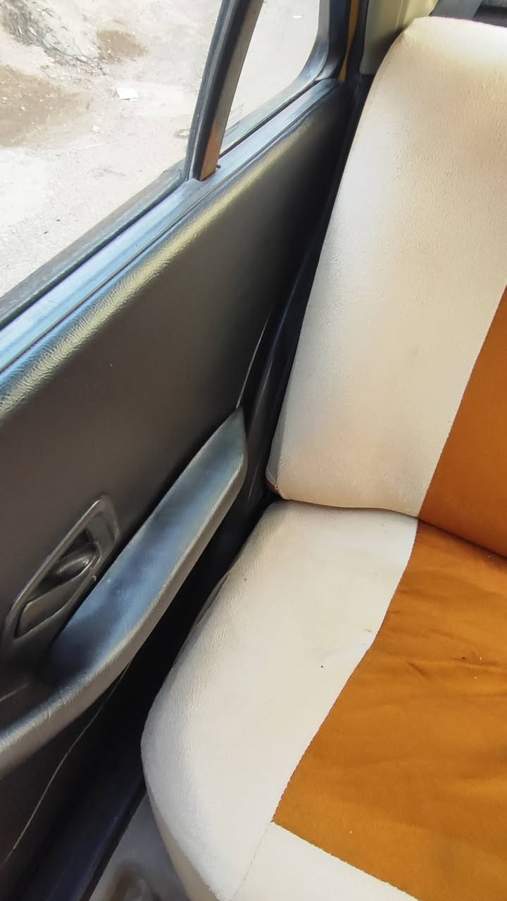 السلام عليكم سياره بيجو 405 2012سياره مكفوله من الحار كير محرك بجيس سياره خياس مابيهه عدا رباعه الخلفيه مسويهن سياره مامشتغله ابد سياره مالتنه مال بيت طلعهه خالي من المعرض واحنه اخذناهه سياره مصفره رقم سنويه جدد رقم الجديد سياره بيهه مكانات بارد مشط جديد حداديه 60ب الميه  السياره عارضهه 40 مكاني ميسان المركز حي العامل *********** ملاحظه السياره شرط المداور غير مداور مابيع البياعه شرايه ماتعجبك اعبر لاتكسر ب حلال ناس
