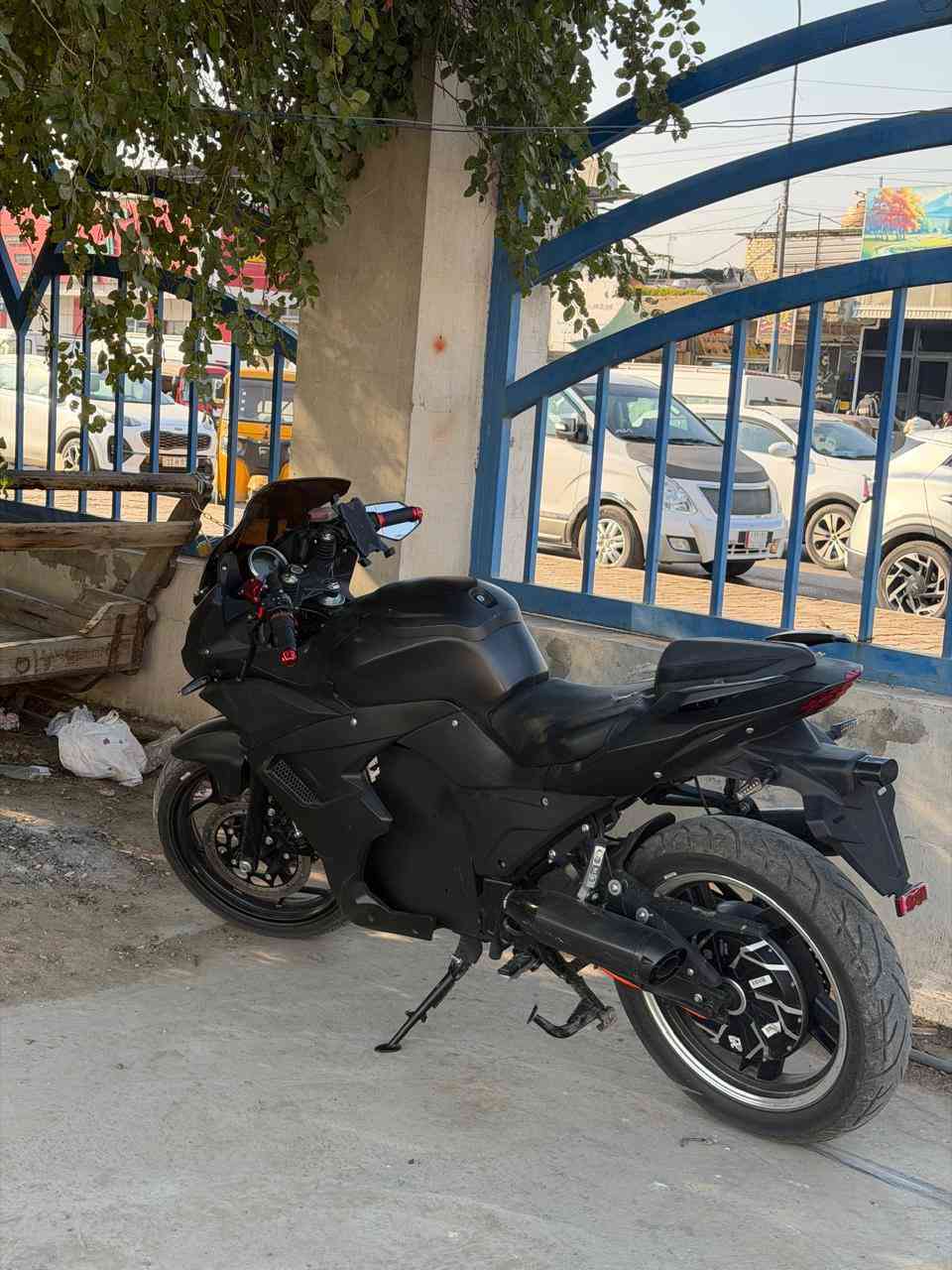 دراجة شحن بطح محورة من 6 بطاريات إلى ليثيوم 20vإلى 70v والملف مالتها 3000 وسعرها تلث ملاين وبيها مجال هواي رقم ***********
