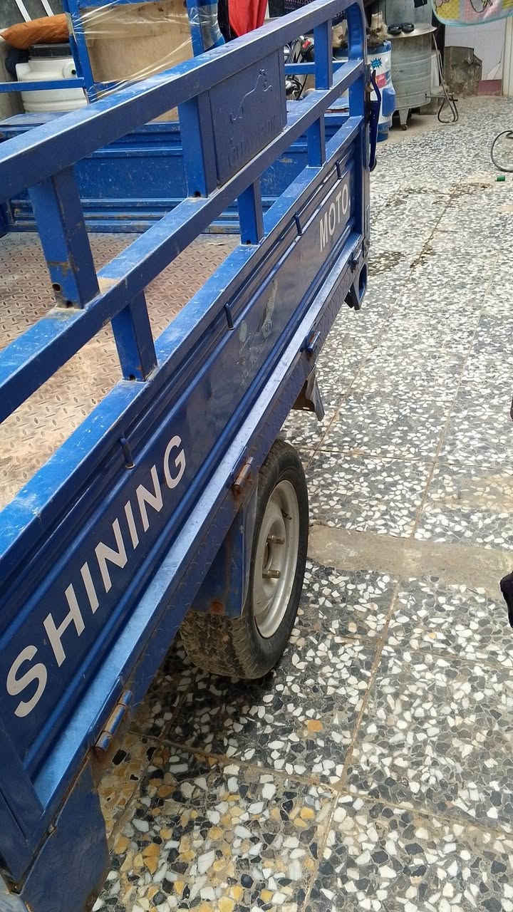 السلام عليكم ستوتة صقر فحل موديل 23 
اوراق المصطفى مكينة 200 كهربائيات كلهة شغالة 
تايرات جديدة جوبلس عوزهة كفرات مال صفحة 
الستوتة طابكة بلبيت الله شاهد ماطالع بيهة 
مكاني بغداد حي البتول ‍***********
