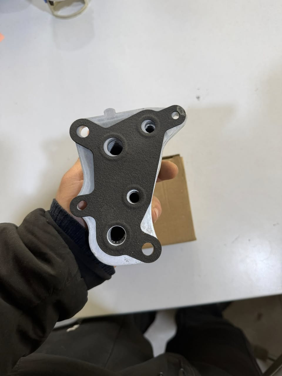 براد دهن مكينه 1.500T
ضمان سنة كامله 
🔱🔱🔱🔱🔱🔱🔱🔱🔱🔱🔱🔱
شركة الكاسر لادوات السيارات الامريكي 
          ( الحاج احمد العكايشي ) 
العنوان النجف / حي الامير ركن شارع الزهور مقابل الصناعي 
للاستفسار :- ***********-***********
