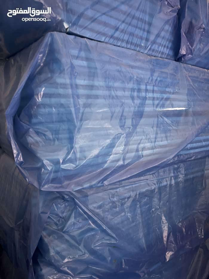 السلام عليكم 

لوح فلين بولسترين عازل حراري للسطوح مع الاشتايكر، صلب جدا، سمك القطعه 3 سم، ابعادها 60 سم * 120 سم، المساحة المتوفرة 250 متر مربع ، صناعة سعودي، سعر القطعة 4500 دينار، للتواصل ***********
