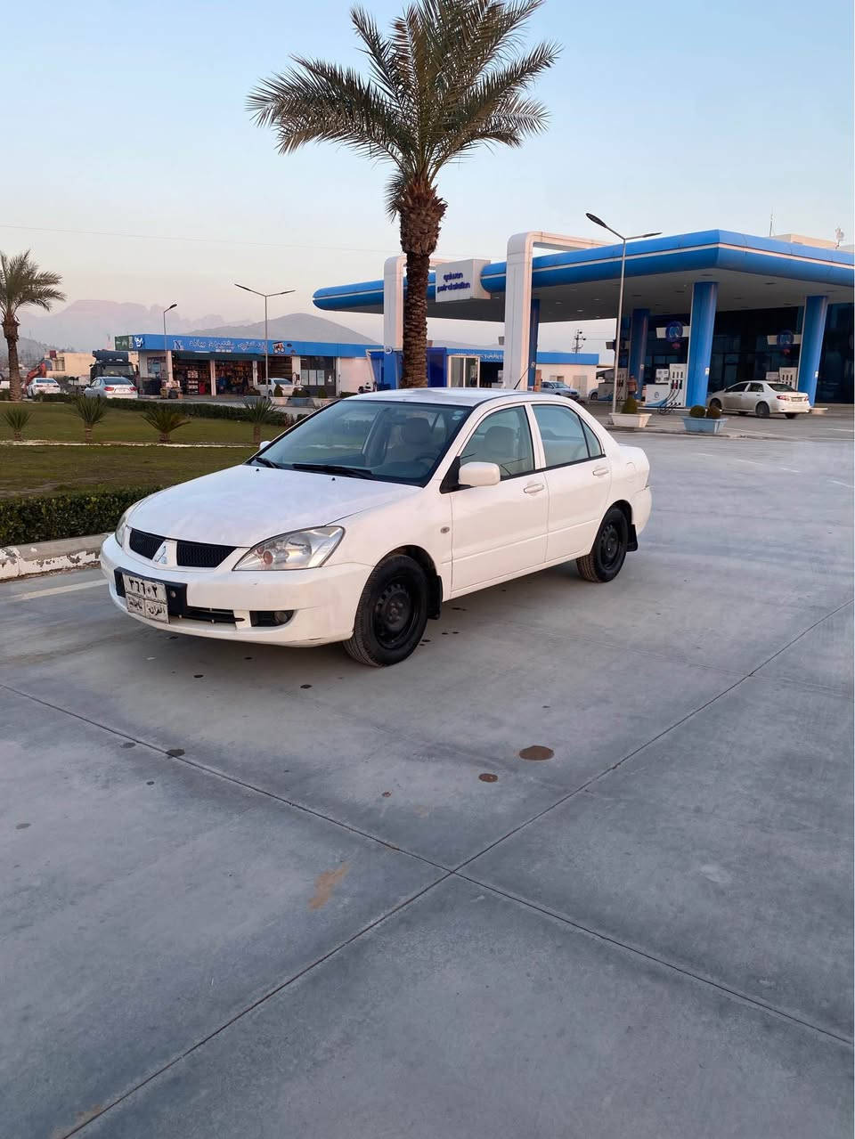 ڤايبه ر وات ساب ***********
 لانسه ر مؤديل ٢٠٠٩ ره نگي سپي 
 بوياغي نيه 
 مه كينه بچوكه 
  توندو تؤله به ناوي خؤمانه 
 گيرو مه كينه و توندو تؤلي به شه رت 
  نرخي ٧٧ كه ميك مجال
 شوينمان را نيه  
 *********** رانية, السليمانية
