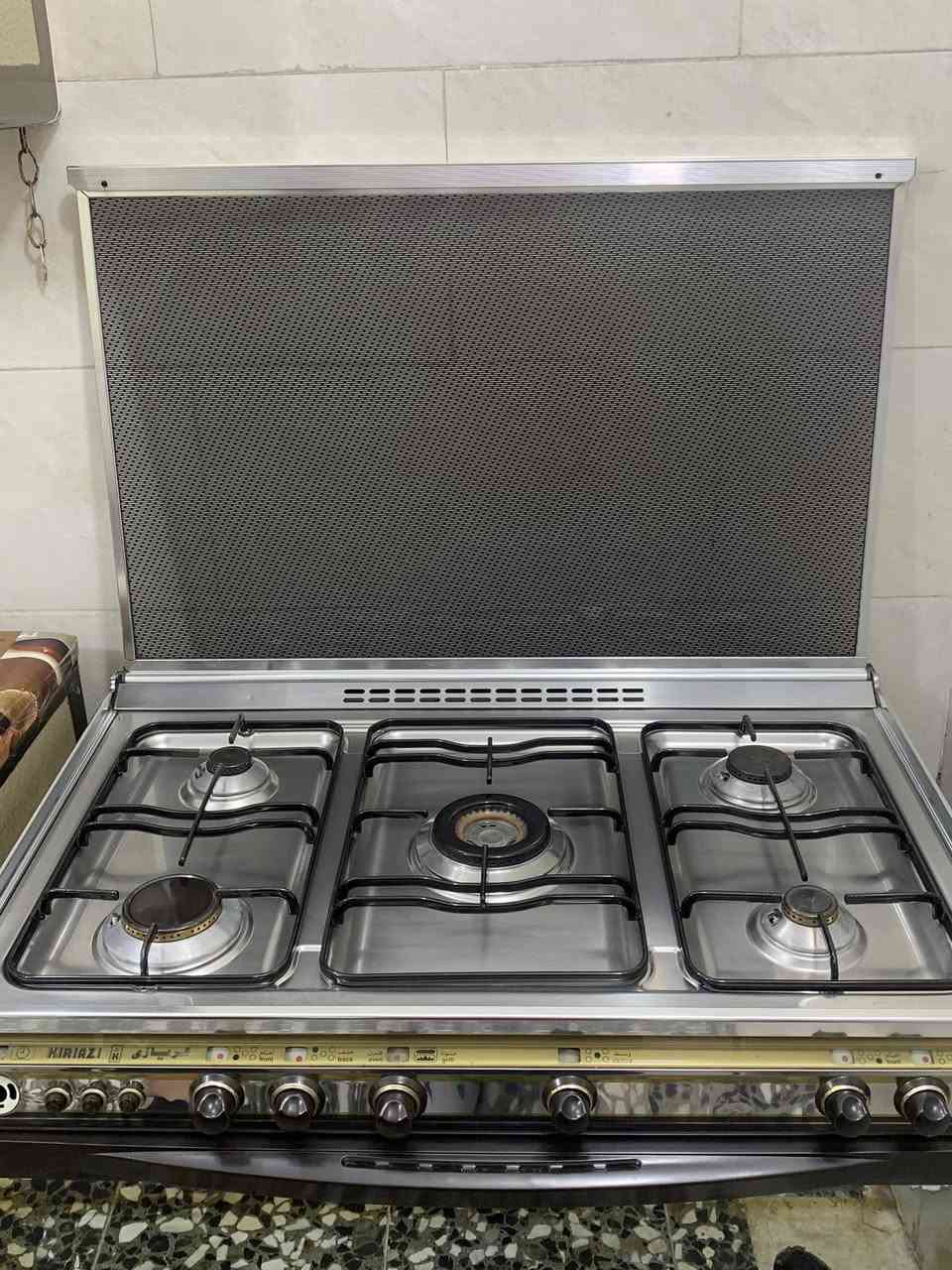 طباخ كريازي للبيع 
خمس مشاعل استعمال قليل
العنوان بغداد الشعب 
للأستفسار ***********
