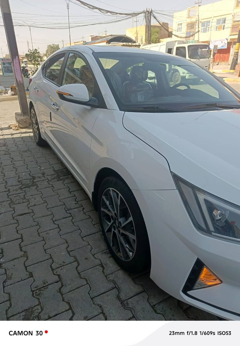 السلام عليكم
سيارة النترا موديل 19 رقم بغداد 
ماشية 30 الف كم 
مكان السيارة في كربلاء
صور السيارة مرفق معها السونار
للاتصال: ***********
ملاحظة: الرقم يحتوي على واتساب
