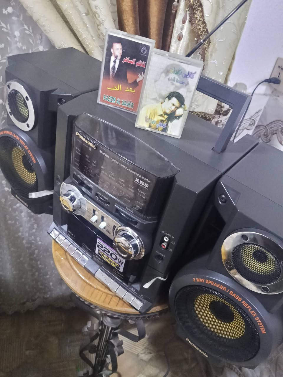 السلام عليكم مسجل كاسيتين بانيسونك نضافه جدا عاليه للستفسار راسلني وعرف التفاصيل توصيل جميع المحافضات


**إذا كنت صاحب هذا الإعلان وتريد حذفه لأي سبب، رجاءا أرسل رسالة إلى الدعم الفني**