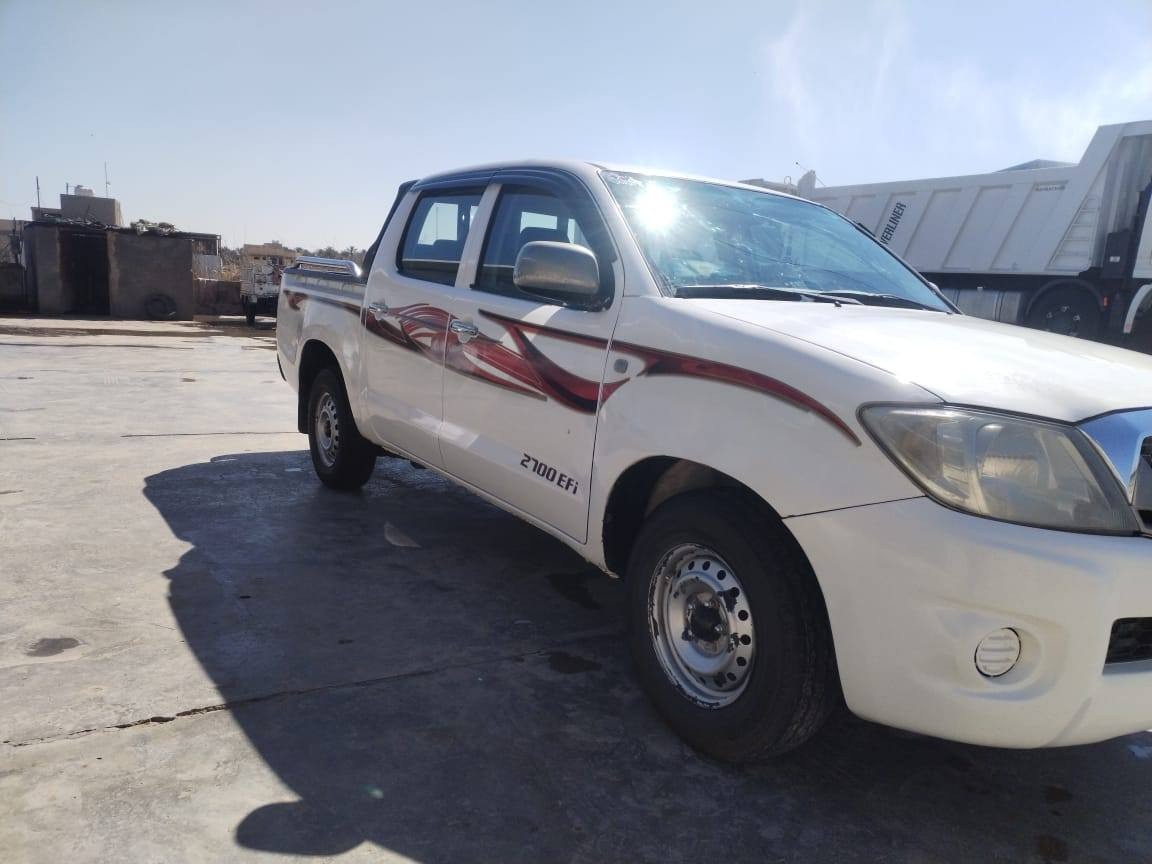 سلام عليكم فلونزه موديل 2007 البيع مصبوقه حزام جماليه رقم كربلاء دولي بسمي سعر 115وبيه مجال ***********
