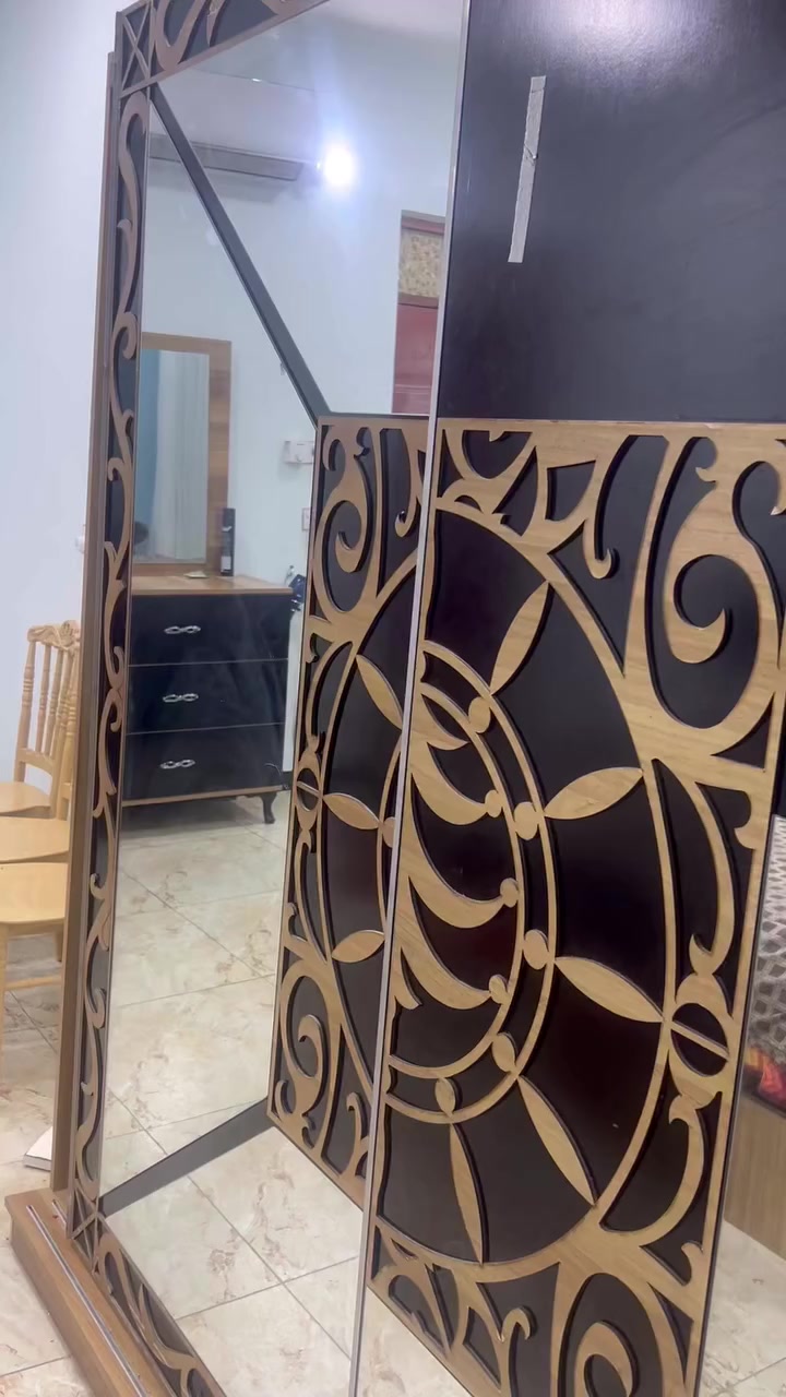 غرفه شبابي متكونه من 5 قطع
السعر 250
العنون الناصريه مركز 
تجي تفله وتاخذه 
الرقم ***********@إشارة####
