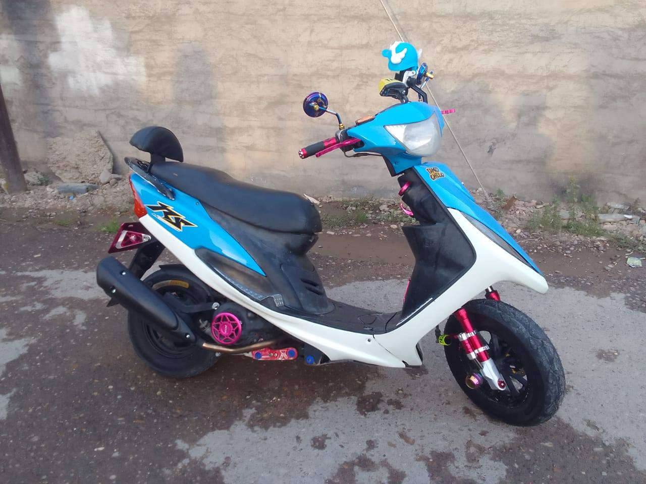 سلام عليكم للمراوس 
حبايب الدراجه بلاديه لمحرك برغي ما مفتوح بي
للمراوس حسب لقناعه ☘️💓


**إذا كنت صاحب هذا الإعلان وتريد حذفه لأي سبب، رجاءا أرسل رسالة إلى الدعم الفني**