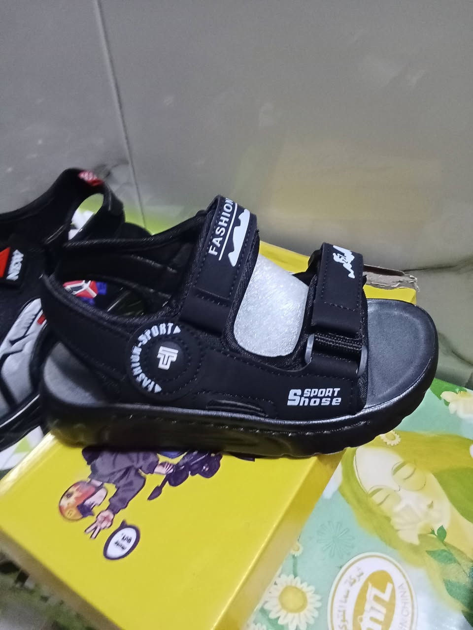 . تنزيلات العيد  . وسعر. البلاش.
تخفيضات تخفيضات.كما موضح بلصور  احذيه وجراكز. اطفال ولادي وشبابي وبناتي. كميه كبيره جدا 
والسعر.  .   5تلاف فقط.   يعني الحاجه ام 10تلاف يمي بس 5تلاف.  
عنواني كوت الزهراء.  مقابيل مجامعات امجد الزبيدي


**إذا كنت صاحب هذا الإعلان وتريد حذفه لأي سبب، رجاءا أرسل رسالة إلى الدعم الفني**