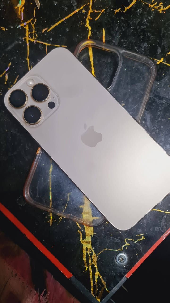 السلام عليكم 
ايفون 16 برو ماكس  
الذاكرة 256
كلش نظيف نفس ما موضح بل صورة ما مبدل بي شي
مكاني بغداد الشعلة
السعر 1.400 مليون وأربعمائة وبي مجال 
الاستفسار = ***********
متواجد اتصال وتساب
