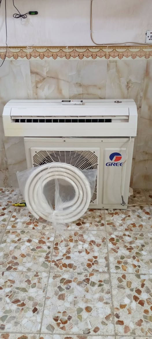 سلام عليكم سبالت 2 طن شرط الشغل والتبريد غاز 22 شرط ابلاد مامصلح والسعر خاص اي استفسار خاص او أتصال عنوان حي الزهراء شارع المدارس ***********
