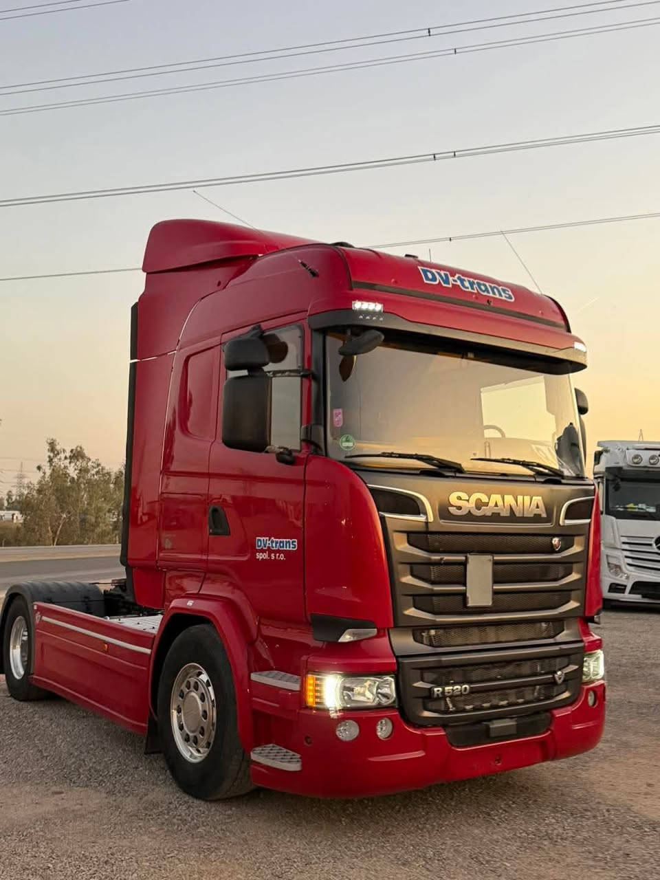 السلام عليكم:للبيع سكانيا صهريج 2016قماره هايلاين تسجيل جديد.فول لفول
مواصفات:حجم 520 كير اوتوماتيك رتايدر تبريد ثلاجه صوبه 

لايت زنون بلادي بروجكتر زنون بلادي حاكيه 

بل كشن حاكيه  مناده تدفئه تبريد شاشه جي بي اس اوكس كامره حساس تحديد مسار دبل جام  زراك لايت شاشه كبيره  ميز طعام 

تانكي 2025 تخم تاير تخم ويل كروم  بيلر كهربائي 

***********

***********
