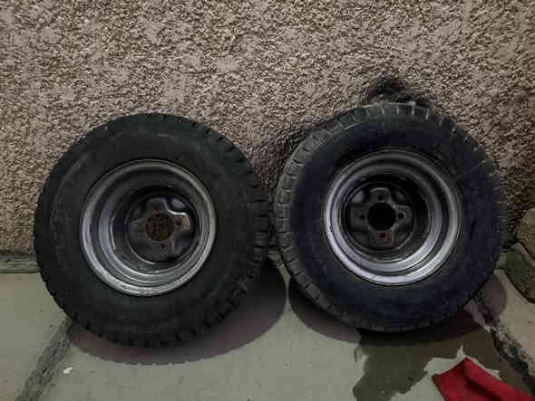 مسجل حلو شغال يشتغل عل ريموت وكامل >.         ٢٥ ألف + علامة تكسي.> 5 الف   
سبير عدد (2) نص عمر ويل اصلي بلادي سعر ٥٠ 

مكاني بغداد زعفرانية  /. ***********
