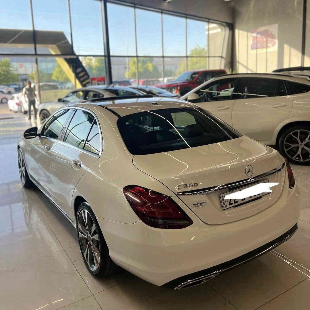 للبيع او مراوس ب هوندا اكوورد 

مارسدس C300 2019

فول مواصفات غنية عن التعريف 
بصمة 
فتحة
كشانه جلد اسود 
هيتر 
تحكمات كاملة 
اوضاع قيادة كاملة 
خزن مقعد وضع السائق 

صور الحادث بالمنشور 

حادثها قطعتين جاملغ وباب مبدل شركة 
بدون ايرباك 

معروضة ب235 وبيها مجال 
او مراوس ب اكورد 

***********
