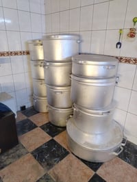 جدوره فافون ثقيل قياس ٦٠ عدد ٦ وقياس ٥٥ عدد ٤ +تبسي قياس ٦٠ عدد ١ +تبس...