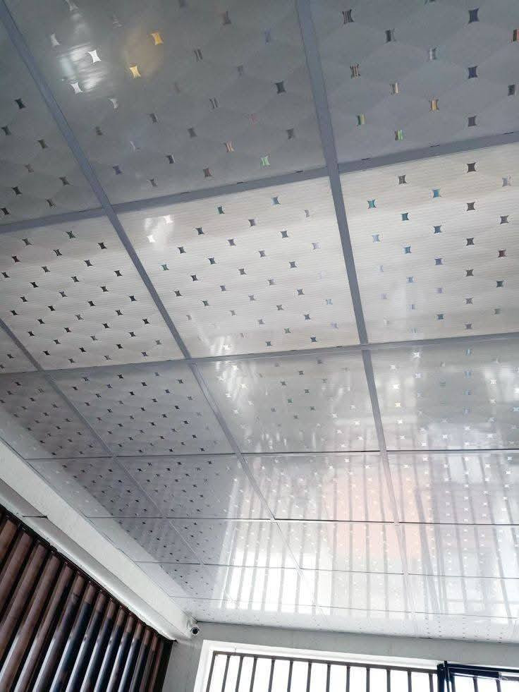 كرسته وعمل المتر 10 كرسته وعمل المتر سقوف ثانويه ***********
