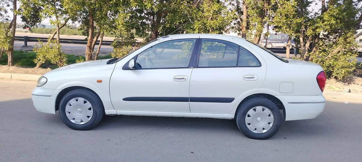 السلام عليكم نيسان صني 2009 خليجي ياباني اصلي رقم بغداد بيه جراد قماره حلوه مال جناي كير اتوماتيك سعر 90 مكان بغداد حي الخضراء هاتف *********** شراي يتصل
