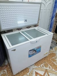 مجمده نضيفه كلش ١٤ قدم شرط الفحص للبيع سعره ٢٠٠ اتصال هاتفي ٠٧٧٥٣٠٣٤٠٩...