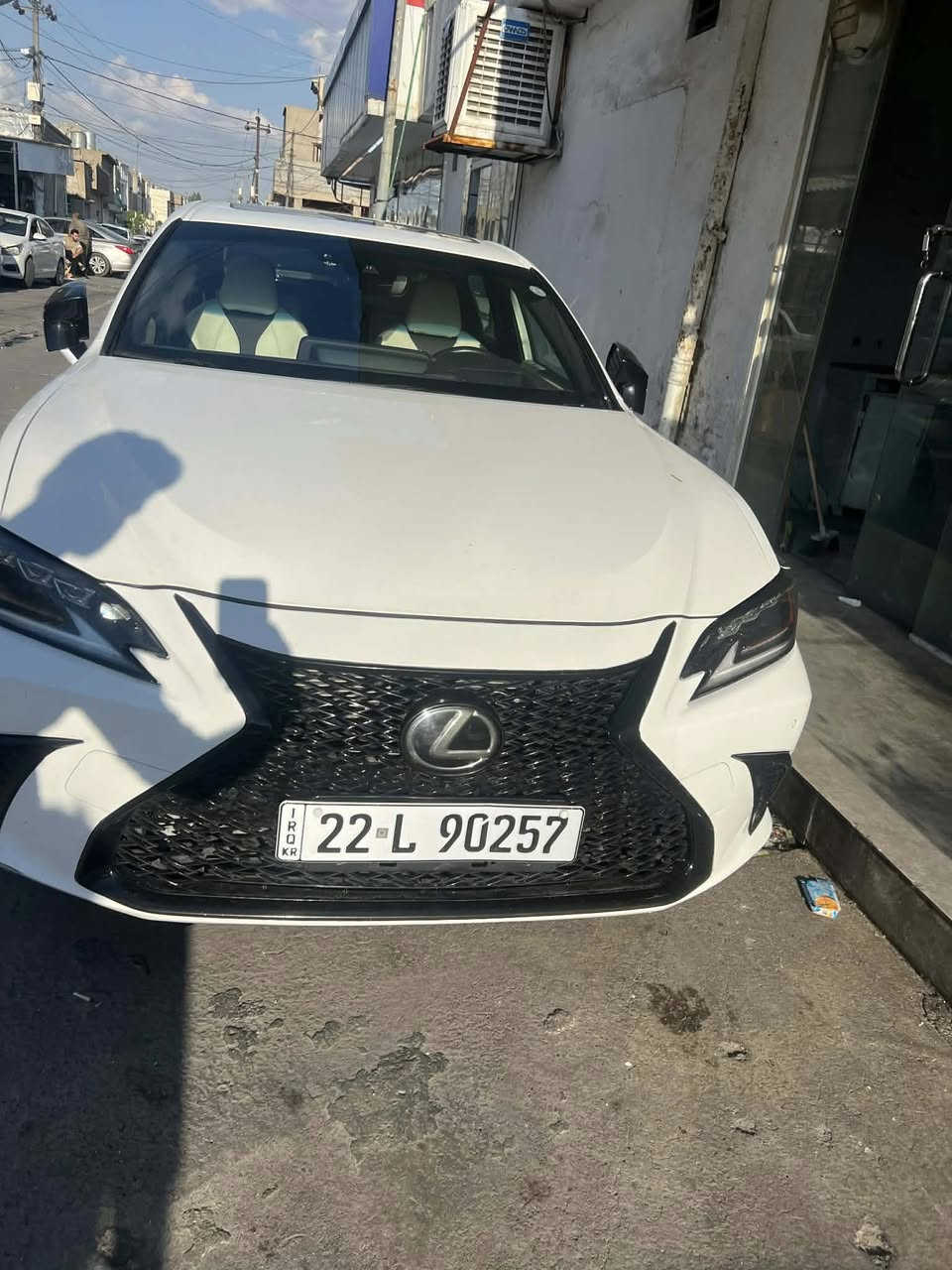 ES350 F sport
موديل ٢٠٢٣
مواصفات fsport معروفة 
امريكي حادث فقط بونيد  بدون دواخل ارباك راجع سيستم
ماشية ٢٣ الف 
سعر ٣٢٠ ورقة و مجال


**إذا كنت صاحب هذا الإعلان وتريد حذفه لأي سبب، رجاءا أرسل رسالة إلى الدعم الفني**