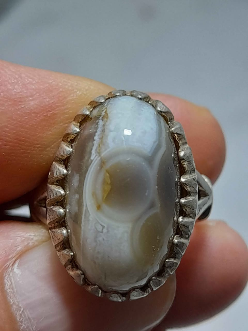 ‎خاتم فضه 925 بحجر سليماني معطف رباني وطبيعي قديم صياغة يدويه عراقيه السعر 60وتصيل5‎ حلة, بابل


**إذا كنت صاحب هذا الإعلان وتريد حذفه لأي سبب، رجاءا أرسل رسالة إلى الدعم الفني**