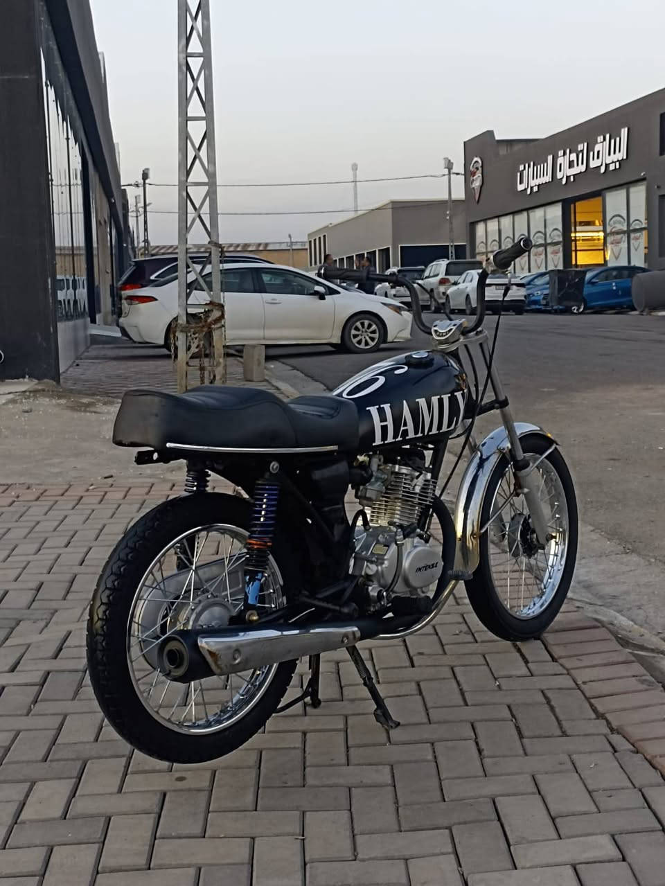 السلام عليكم اخوتي 
دراجه انتنس موديل 24 كفاله عاما شرط تحريك ومعدل نار شرط اول ثاني ثالث يرفع رياضي فول ما يعوزه شي تجي تفحص مثل ما بال صوره معدل 🔥🔥يشك الكاع مكاني موصل حي البكر السعر 550 وبي مجال شراي اتصل *********** بي وتساب
