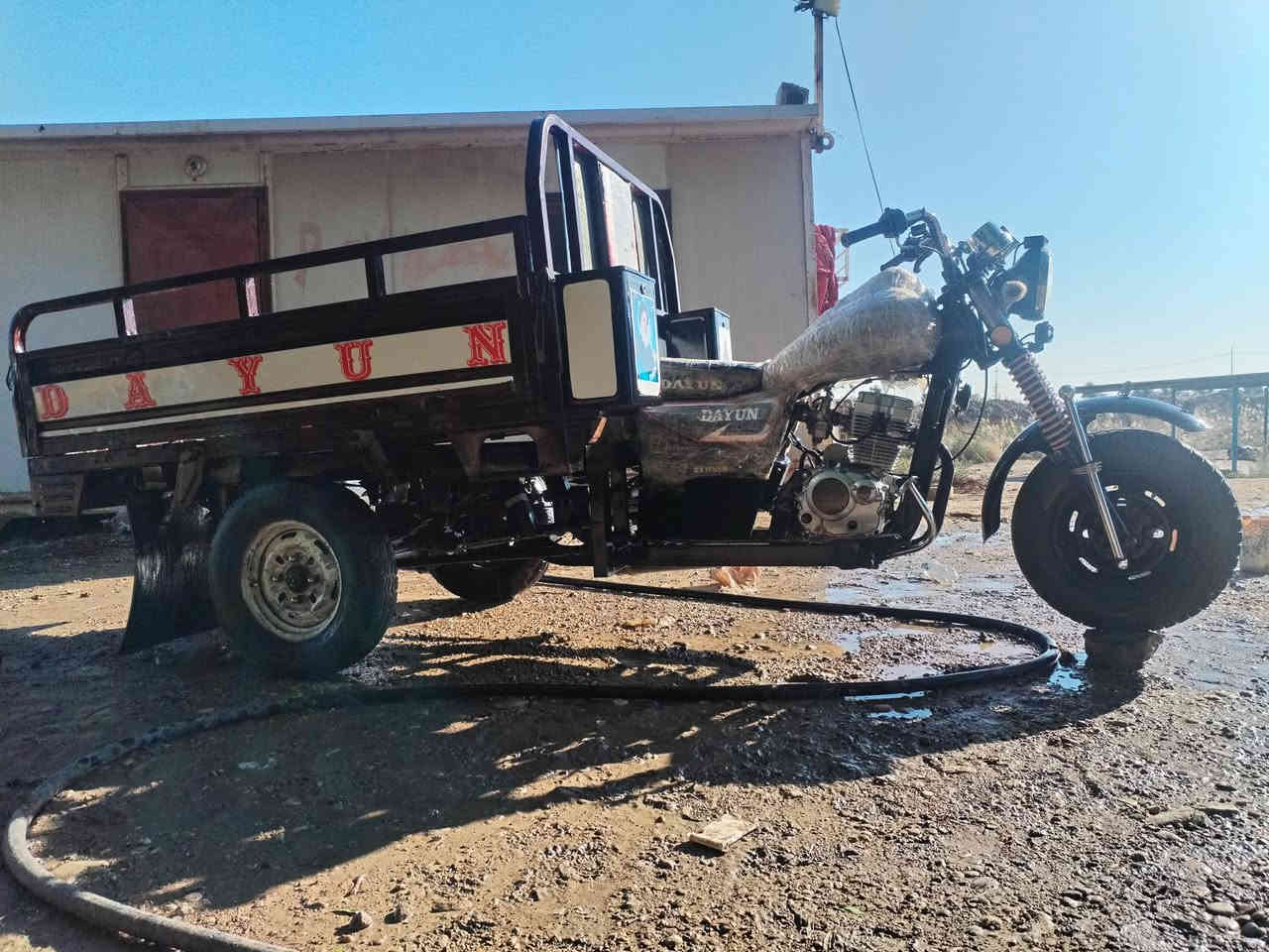 ستوته البيع موديل 2012 مكفوله كفاله عامه محرك 25 العنوان كوت مزاك سعر مليون ونص ***********
