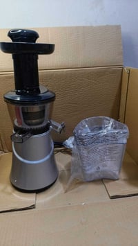 خلاط • معصارة