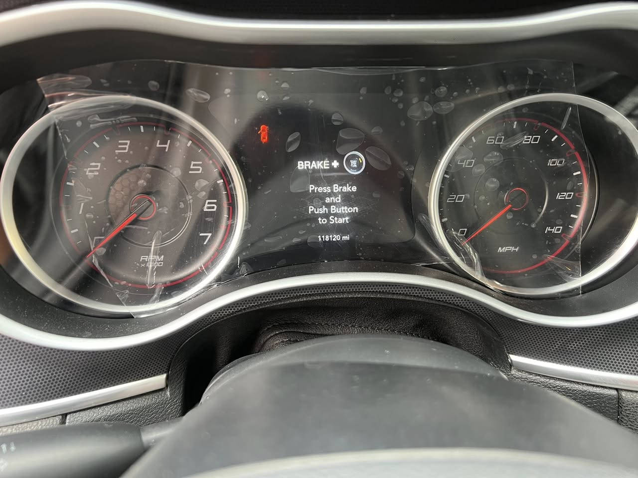 سلام عليكم جارجر 16 معلايه 17 حادثه كص كفر جاملغ خلفي اليمن وتبديل الباب فقط موصفات كشن حضن تئفه بلكشنات سياره جديده كلش ماشيه 118imلايت عدسه حداده جديده تاير ابو الورده 
جاهزه من كلشي وهيه جديده بجم كبس مغلف رقم جديد هزه جديده بسمي بصره نقص برغي ما بيه جاهزه من كلشي السعر 150 مكاني البصره ربع شوارع 
فقط ابيع ***********
